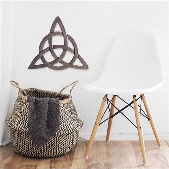 Outlet Resin Celtic Trinity Knot WallArt for Home Decoration,Religious Communion - Picture 4 of 6